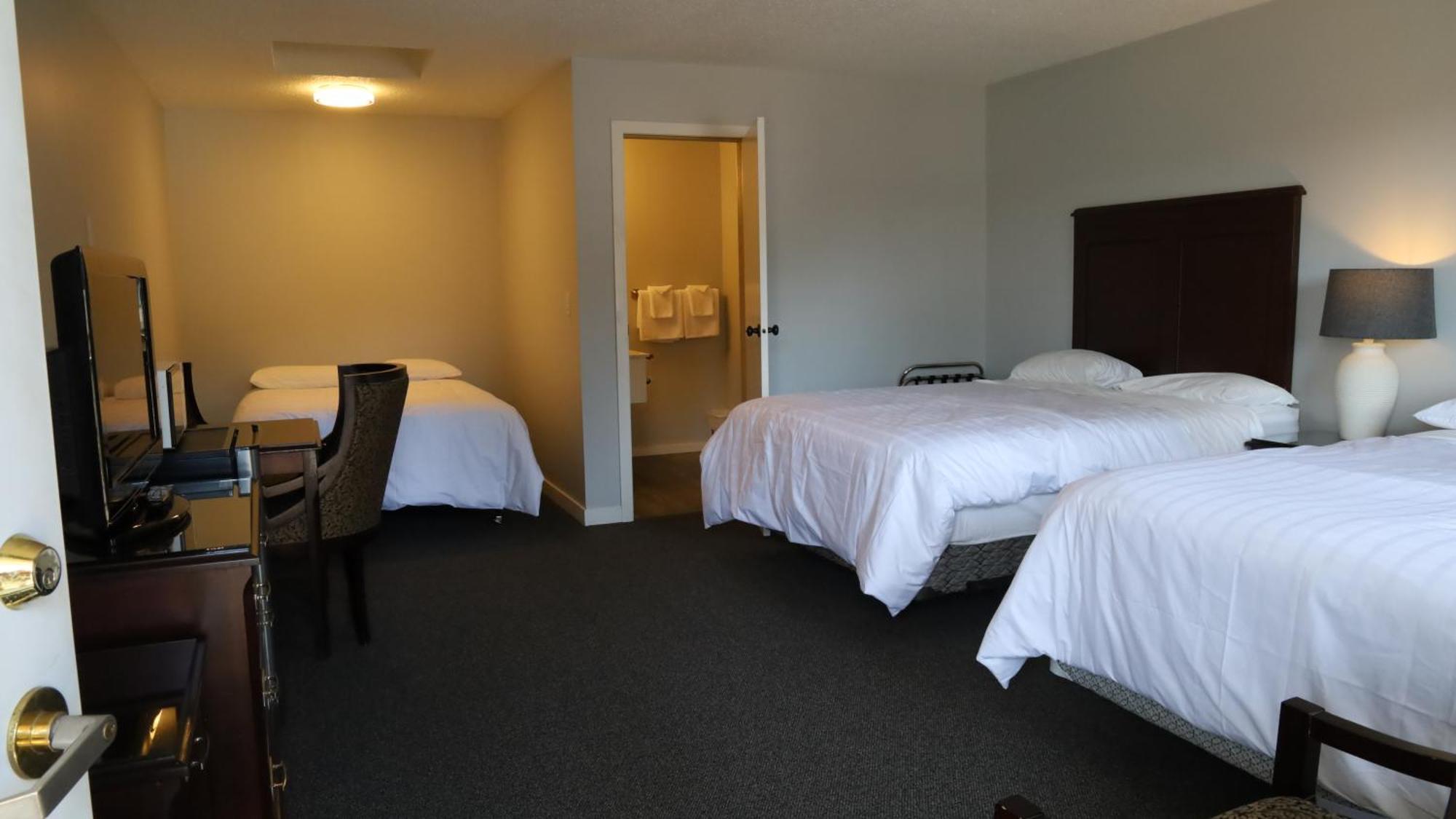 Skylite Motel Parksville Exterior photo
